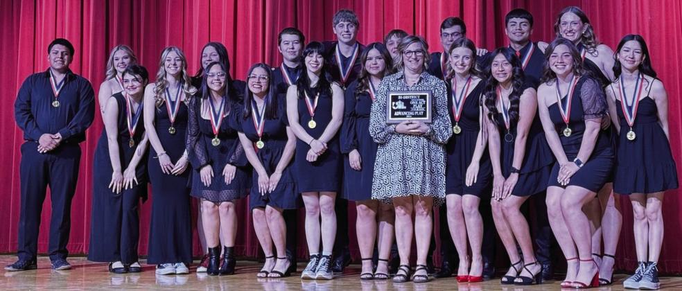 “All My Sons” One Act Play cast and crew accept bi-district championship honors Wednesday afternoon, March 27 in the Wellington High School auditorium. Front row, from left: Damiana Peters, Jaci Porter, Anna Granadoz, Ava Garcia, Addy Mock, Cecilia Granadoz, Lana Tillman, Summer Owens, Leslie Orozco, Treylea Wiebe, Brianna Aguero. Back row, from left: Israel Acosta, Blaire Forrester, Rylyn Colson, Brandon Cooper, Kaseten Welch, Jackson Jones, Caleb Strickland, Miguel Rincon, Audrey Jones. Courtesy Photo