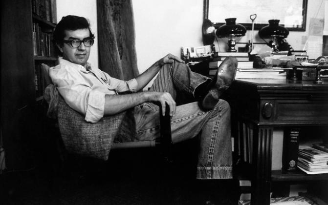 Larry McMurtry paused for a moment from his extensive writing career. Photos Courtesy of the Collection of Dr. Mike Wolf